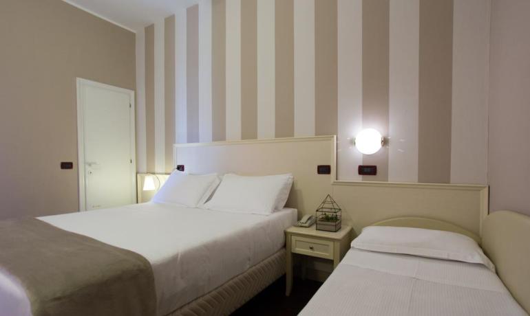 parkhotelserena de anfang-juli-mit-der-familie-in-viserbella-di-rimini-am-meer 015