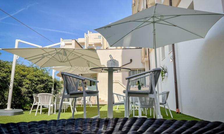 parkhotelserena en last-minute-offer-for-june-in-hotel-in-viserbella-di-rimini-with-beach-included 013